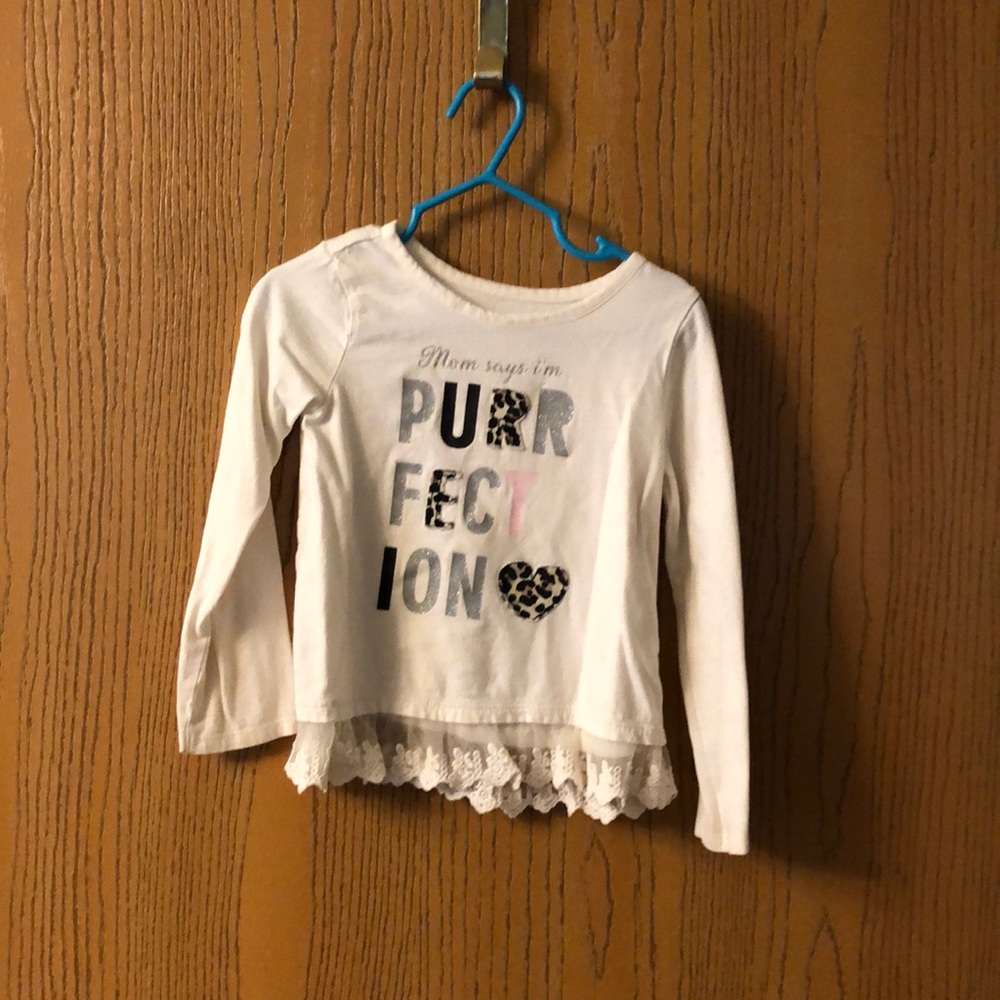 Long sleeve cream T-shirt